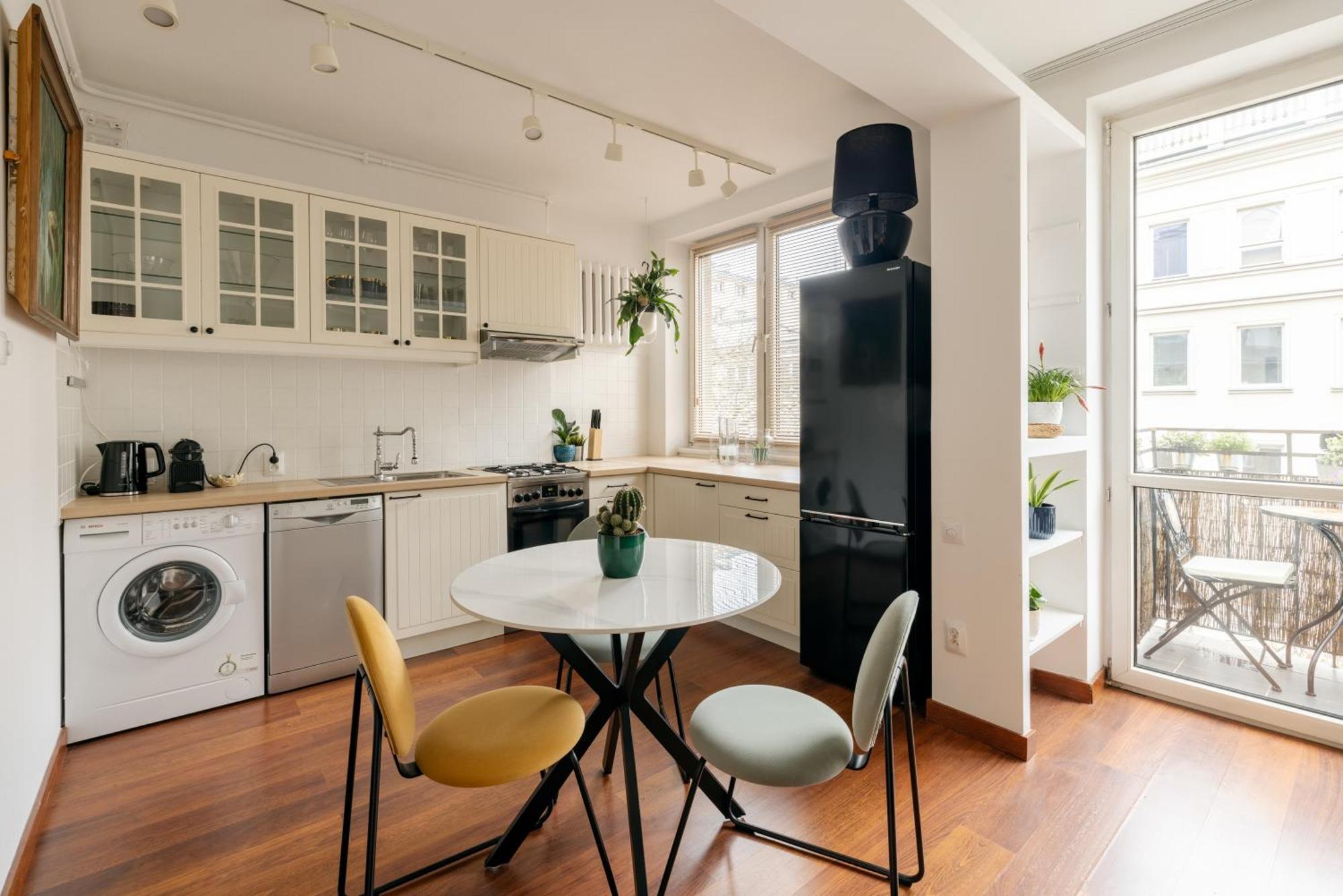 Relax Apartment Hoza / Poznanska Warsaw Exterior photo